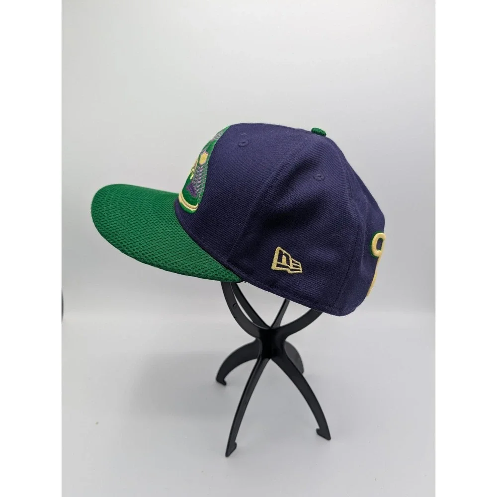 New Era Exclusive 59FIFTY SZ 7 3/4 Fitted‎ Sneaker Fiend Shoes Purple